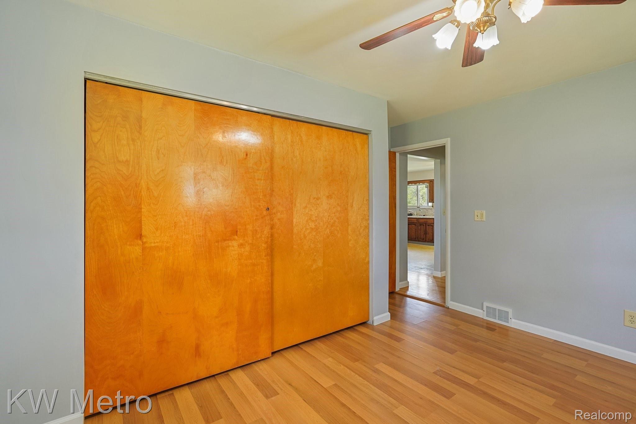 1152 West Dodge Road Clio, MI 48420 - Photo 12 of 25 7-web-or-mls-1152 W Dodge Rd Clio- 04.jpg