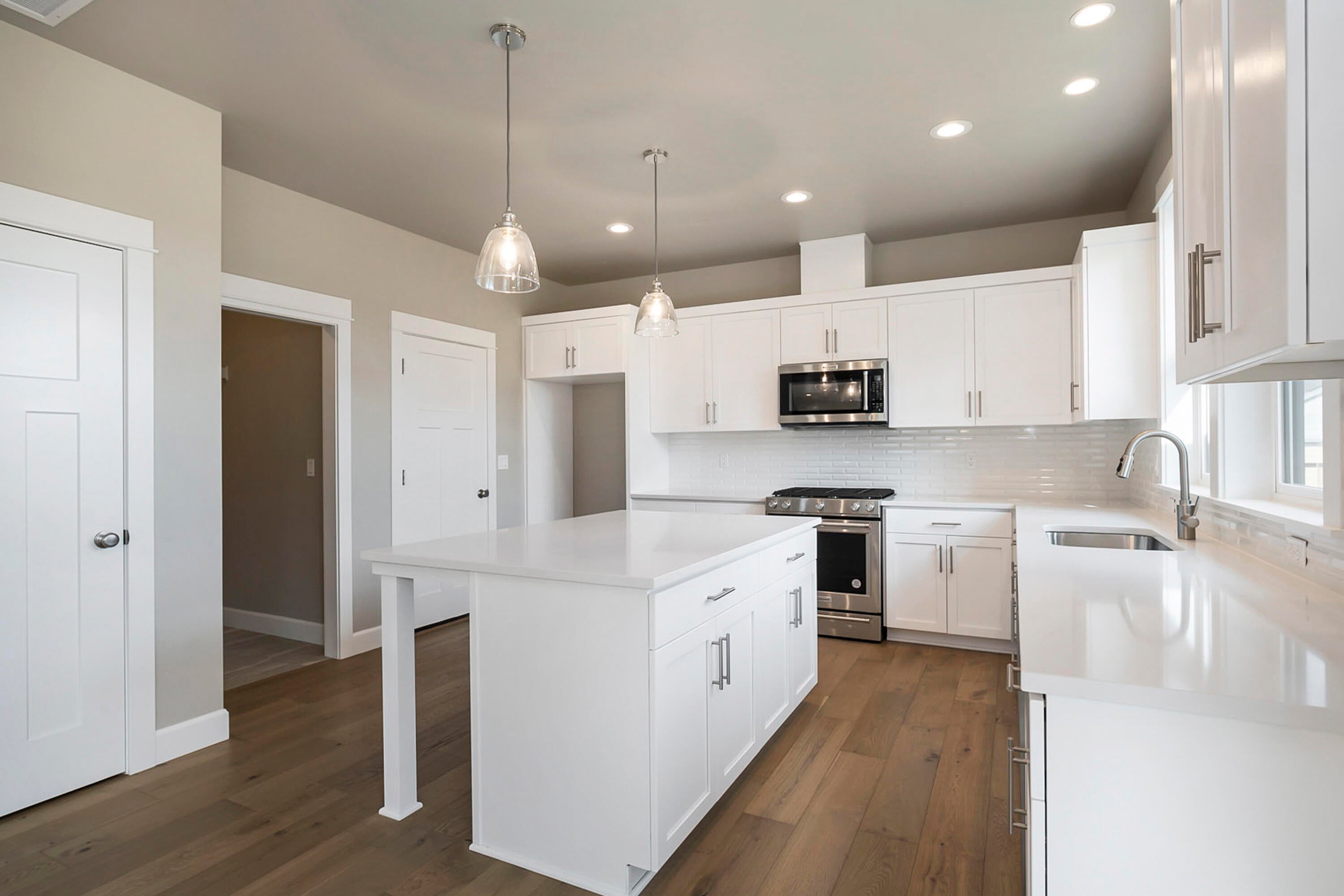 20442 Murphy Road, Unit LOT 26 Bend, OR 97702 - Photo 7 of 39 JH5_4699