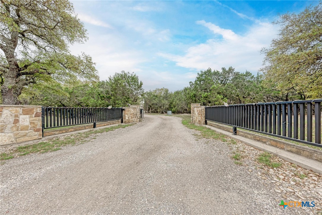 1325 County Road 106 Lampasas, TX 76550 - Photo 11 of 48