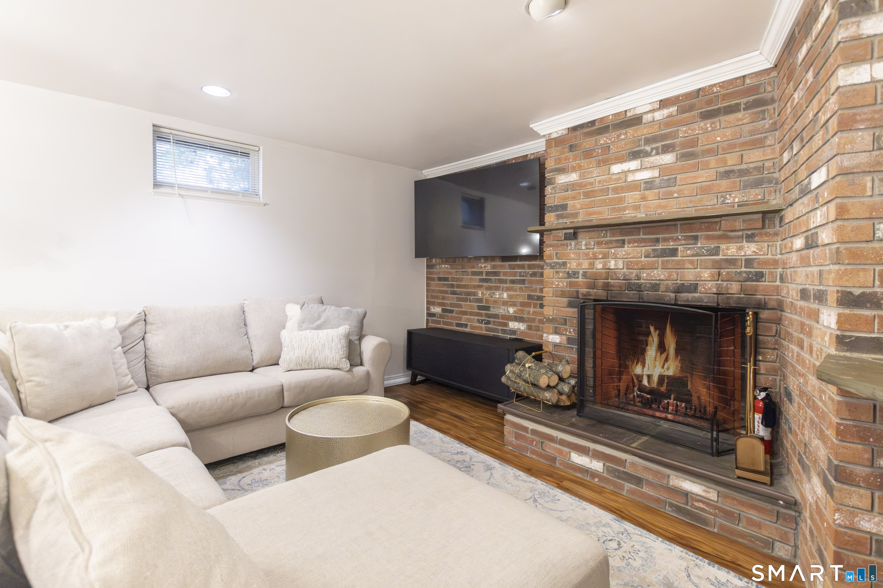 107 Clovelly Road Stamford, CT 06902 - Photo 22 of 36 Gallery Image 22