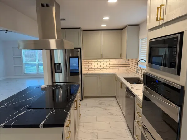 $2,250 | 2218 Round Lake Drive, Houston, TX 77077