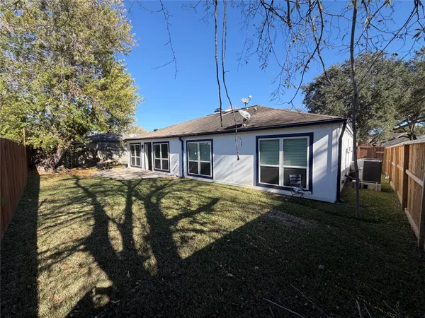 $2,250 | 2218 Round Lake Drive, Houston, TX 77077