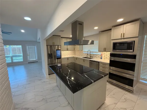 $2,250 | 2218 Round Lake Drive, Houston, TX 77077