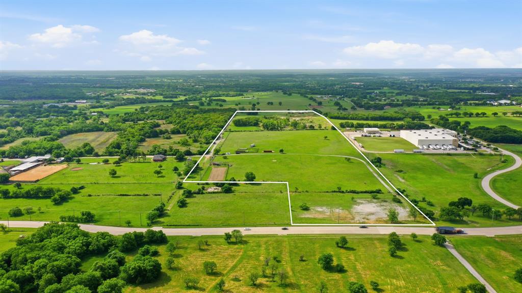 579 West BB Fielder Road Weatherford, TX 76087 - Photo 5 of 19