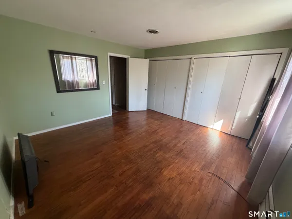 $2,200 | 11 Camelot Drive, Unit 2, Bloomfield, CT 06002