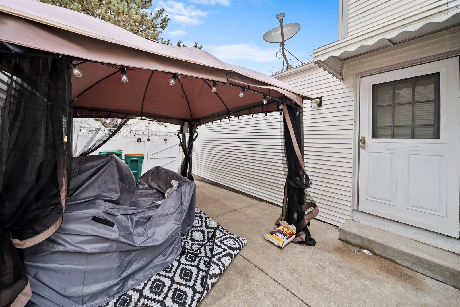 45 Freesia Court Romeoville, IL 60446 - Photo 8 of 32 Gallery Image 8