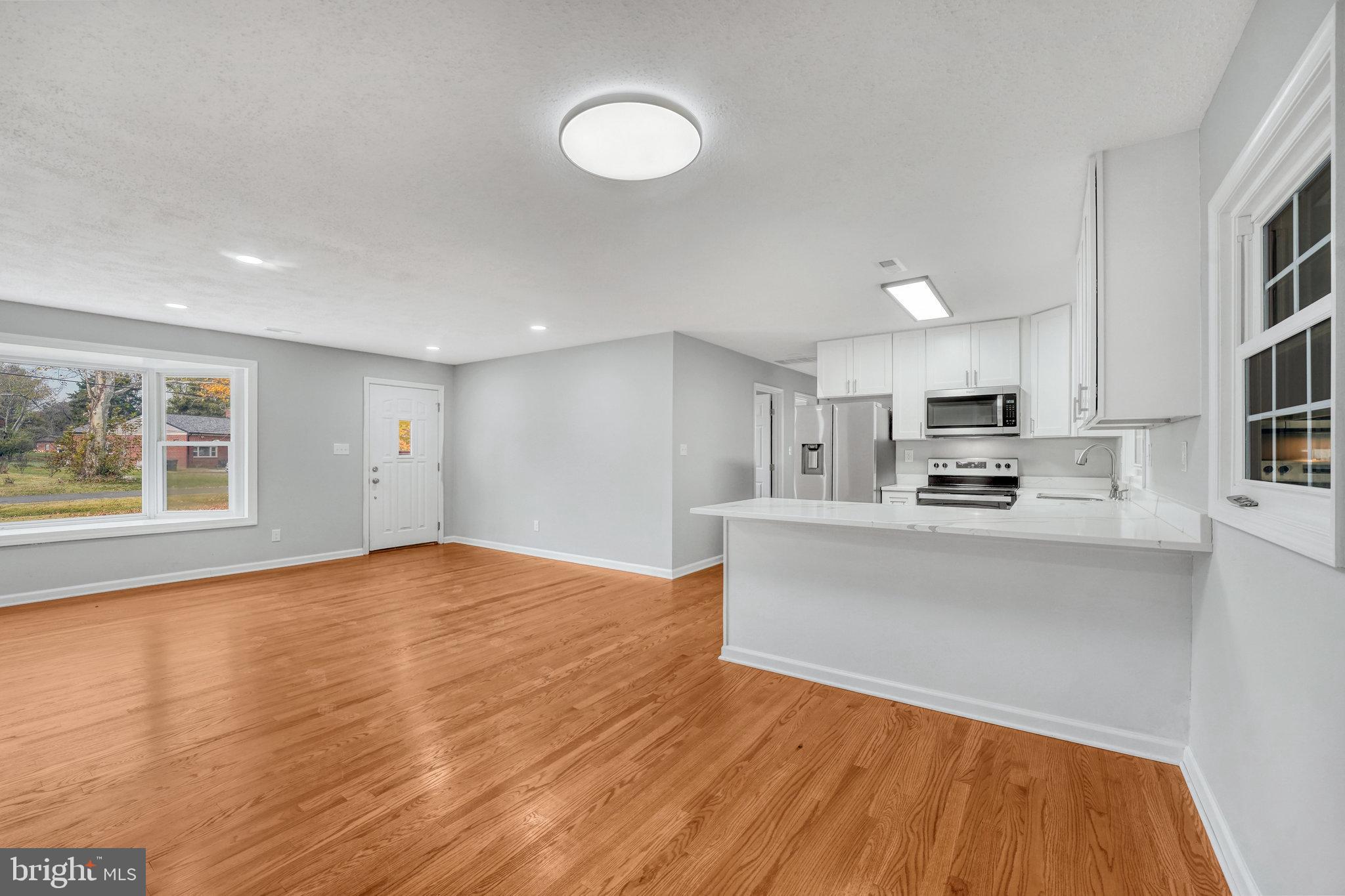 6514 Horseshoe Road Clinton, MD 20735 - Photo 11 of 37