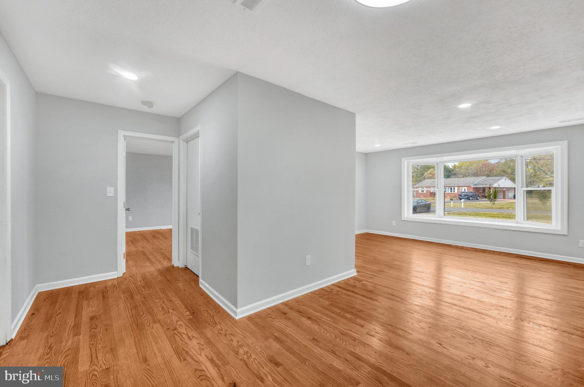 6514 Horseshoe Road Clinton, MD 20735 - Photo 13 of 37