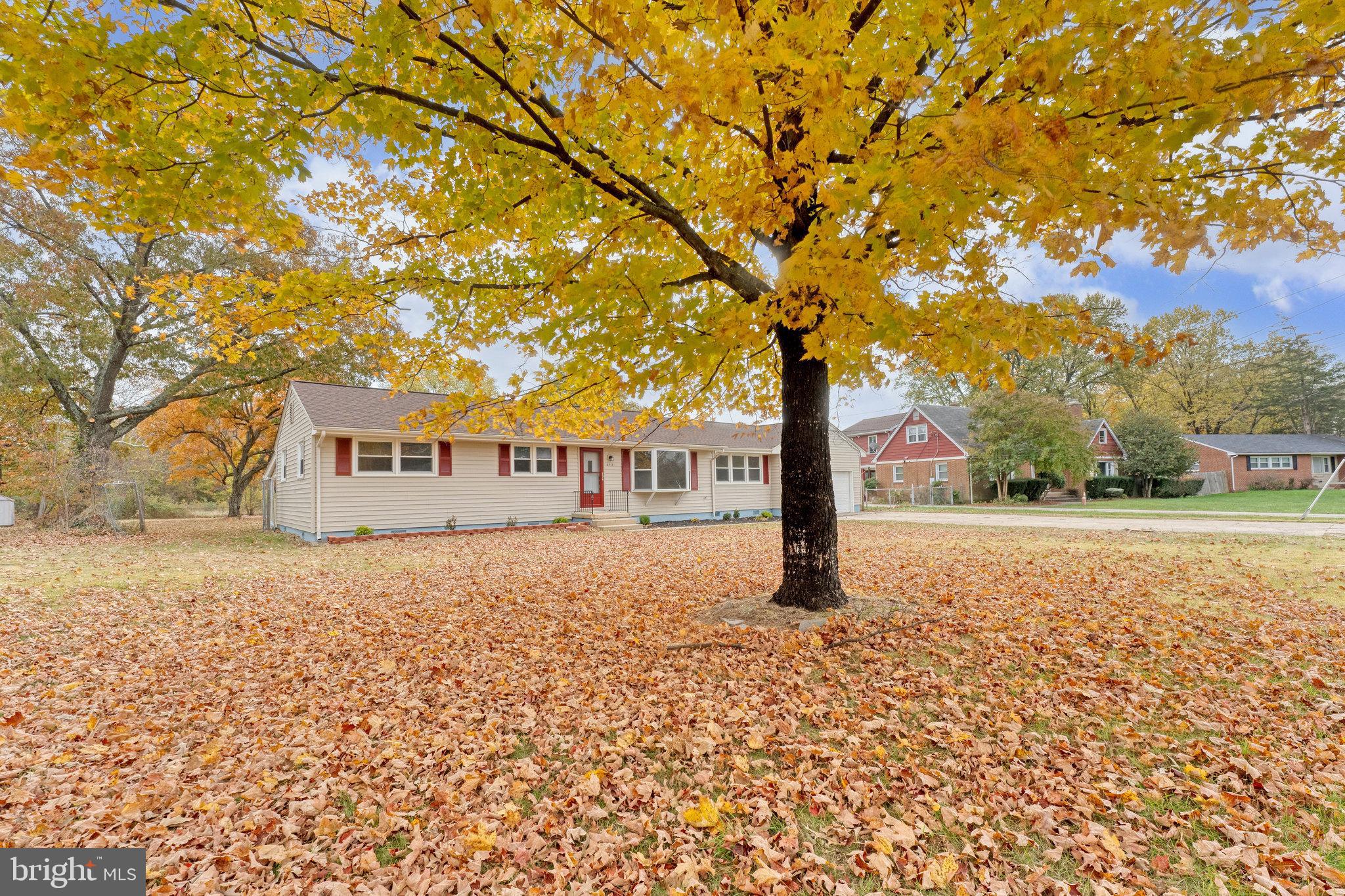 6514 Horseshoe Road Clinton, MD 20735 - Photo 3 of 37