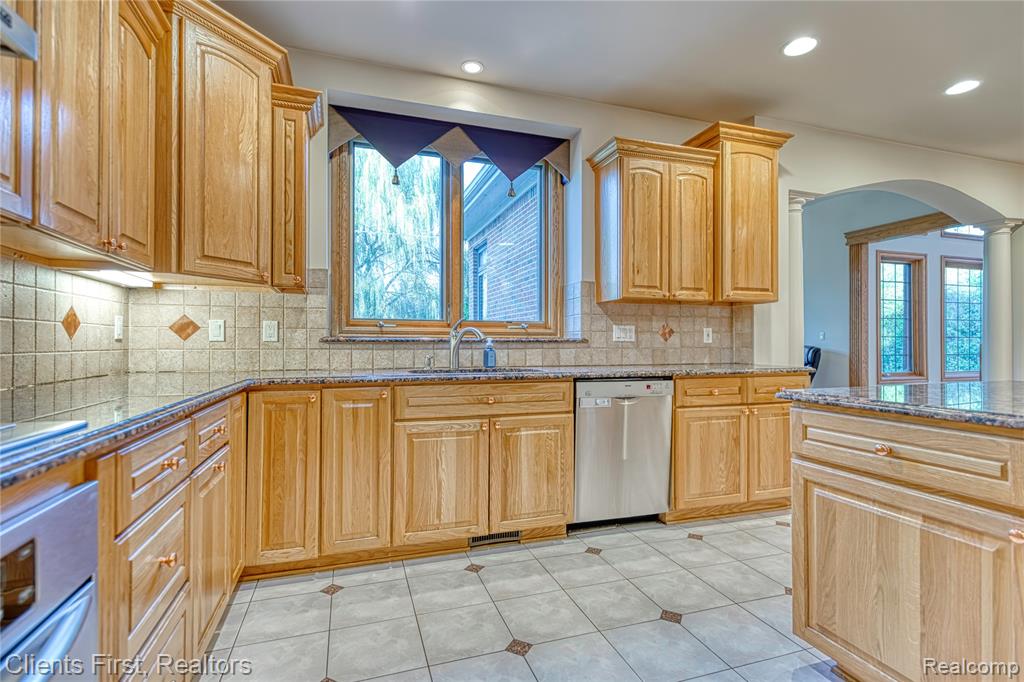40600 8 Mile Road Northville, MI 48167 - Photo 27 of 99