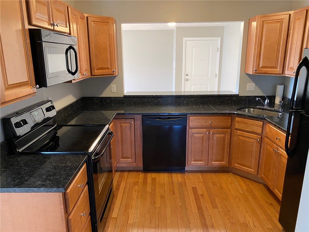 500 Mendon Road, Unit 2G Cumberland, RI 02864 - Photo 3 of 9