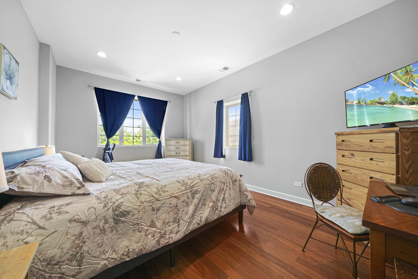 2900 West Irving Park Road, Unit 205 Chicago, IL 60618 - Photo 18 of 39