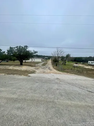 $123,990 | 300 Oakland Drive, Blanco, TX 78606