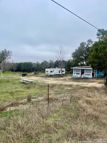 $123,990 | 300 Oakland Drive, Blanco, TX 78606