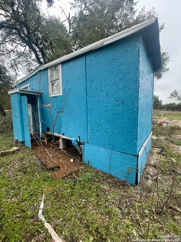 $123,990 | 300 Oakland Drive, Blanco, TX 78606