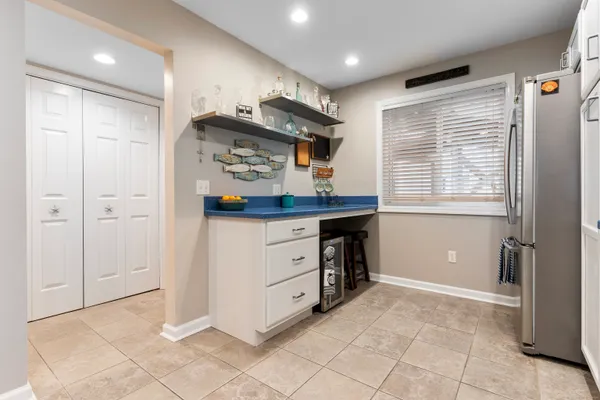$399,000 | 1 Mansfield Grove Road, Unit 205, East Haven, CT 06512