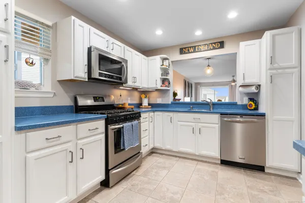 $399,000 | 1 Mansfield Grove Road, Unit 205, East Haven, CT 06512