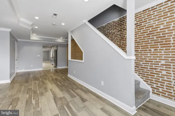 wooden floor in an empty room with wooden floor