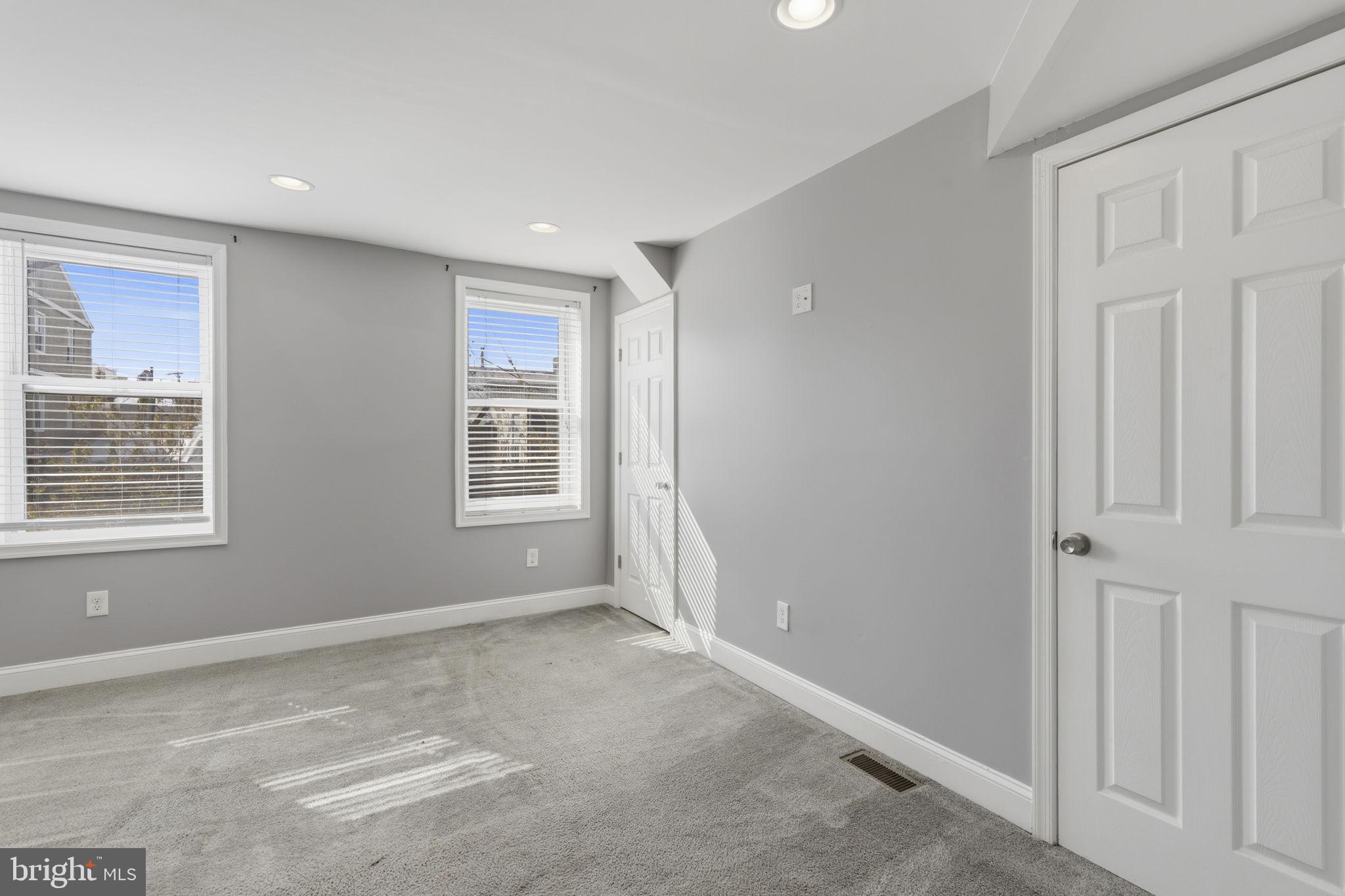 513 Scott Street Baltimore, MD 21230 - Photo 7 of 14 a view of an empty room with a window