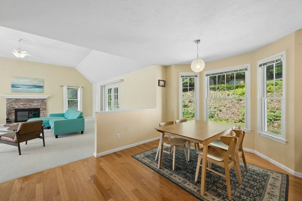 117 Summer Road Boxborough, MA 01719 - Photo 5 of 34