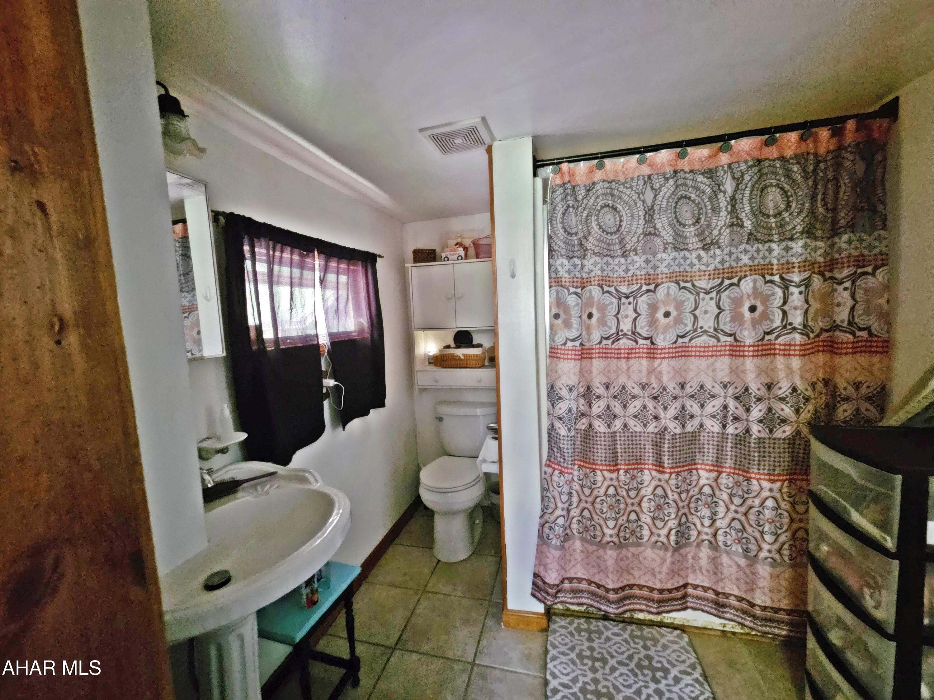 193 Clapper Road Altoona, PA 16601 - Photo 14 of 25 Gallery Image 14