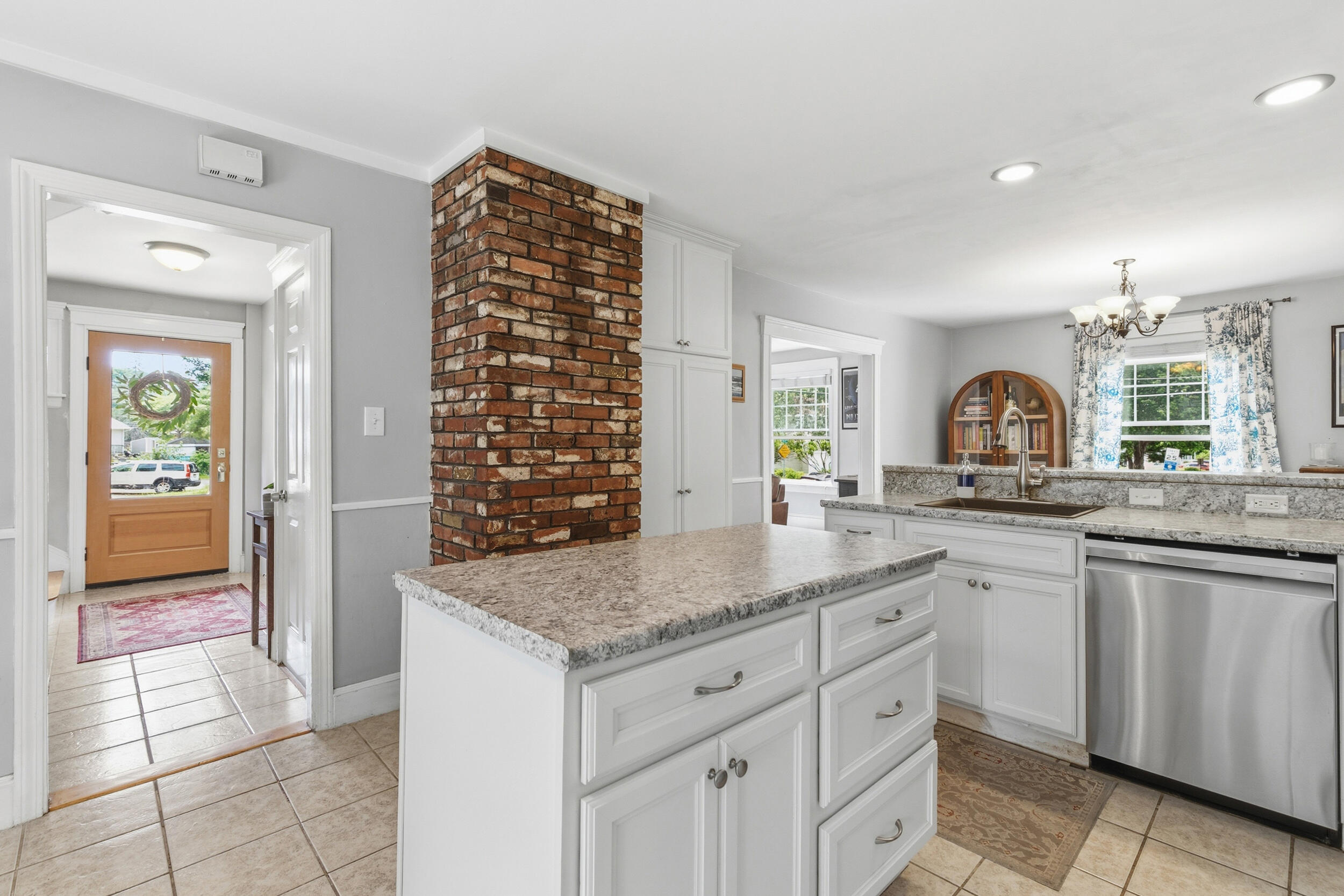 13 Hicks Street Portland, ME 04103 - Photo 16 of 43 13 hicks st, portland-12
