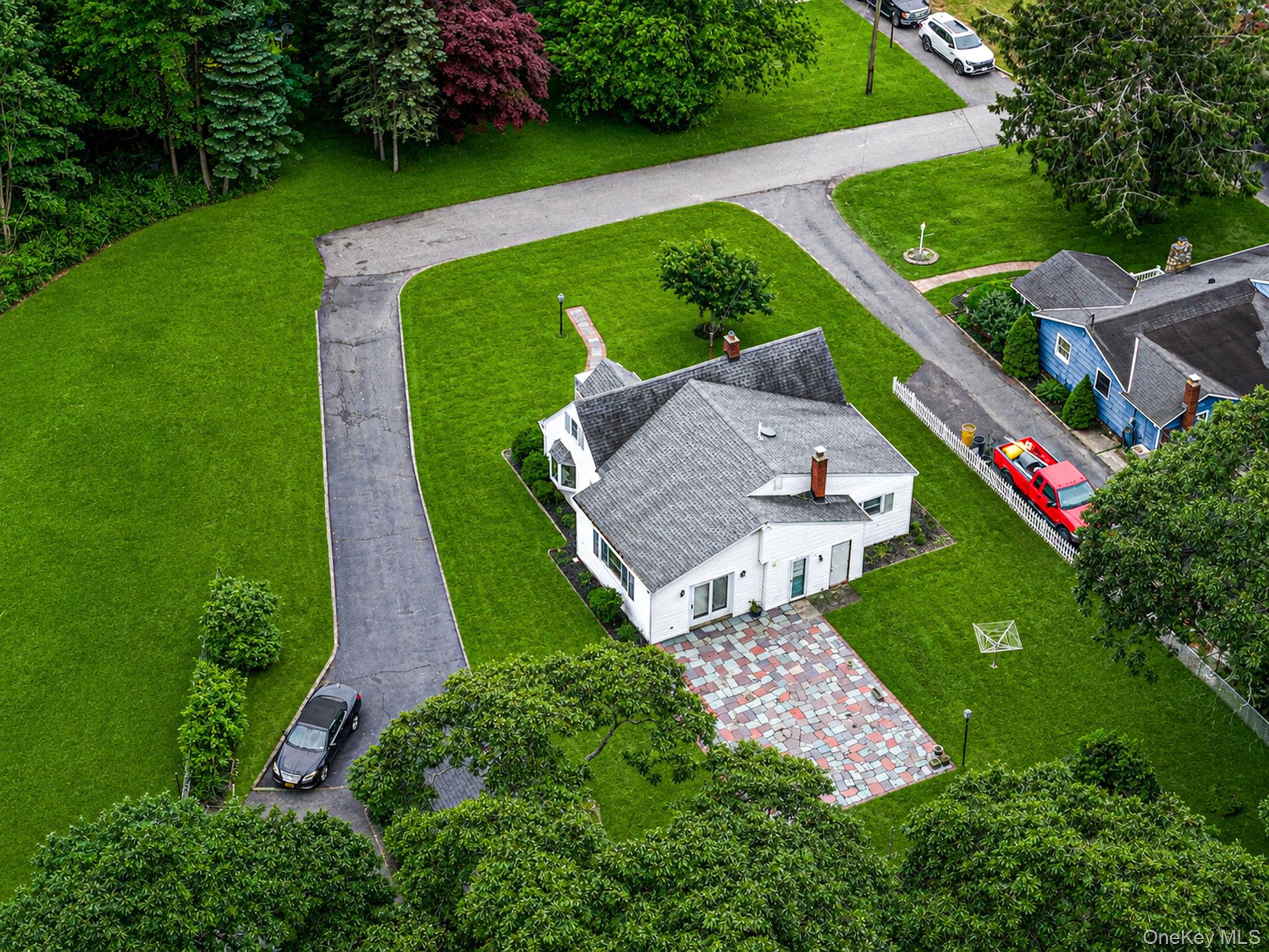 1 East Jackwill Road East Patchogue, NY 11772 - Photo 29 of 32