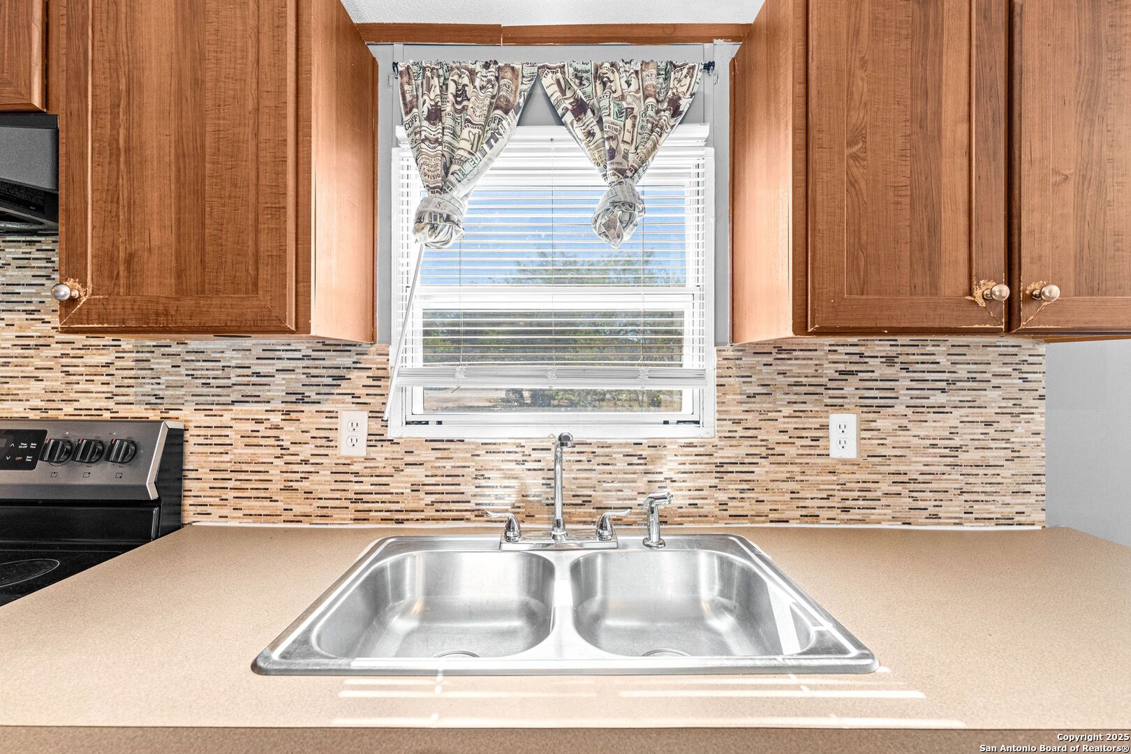 1320 Ruhmann Street Kenedy, TX 78119 - Photo 18 of 35