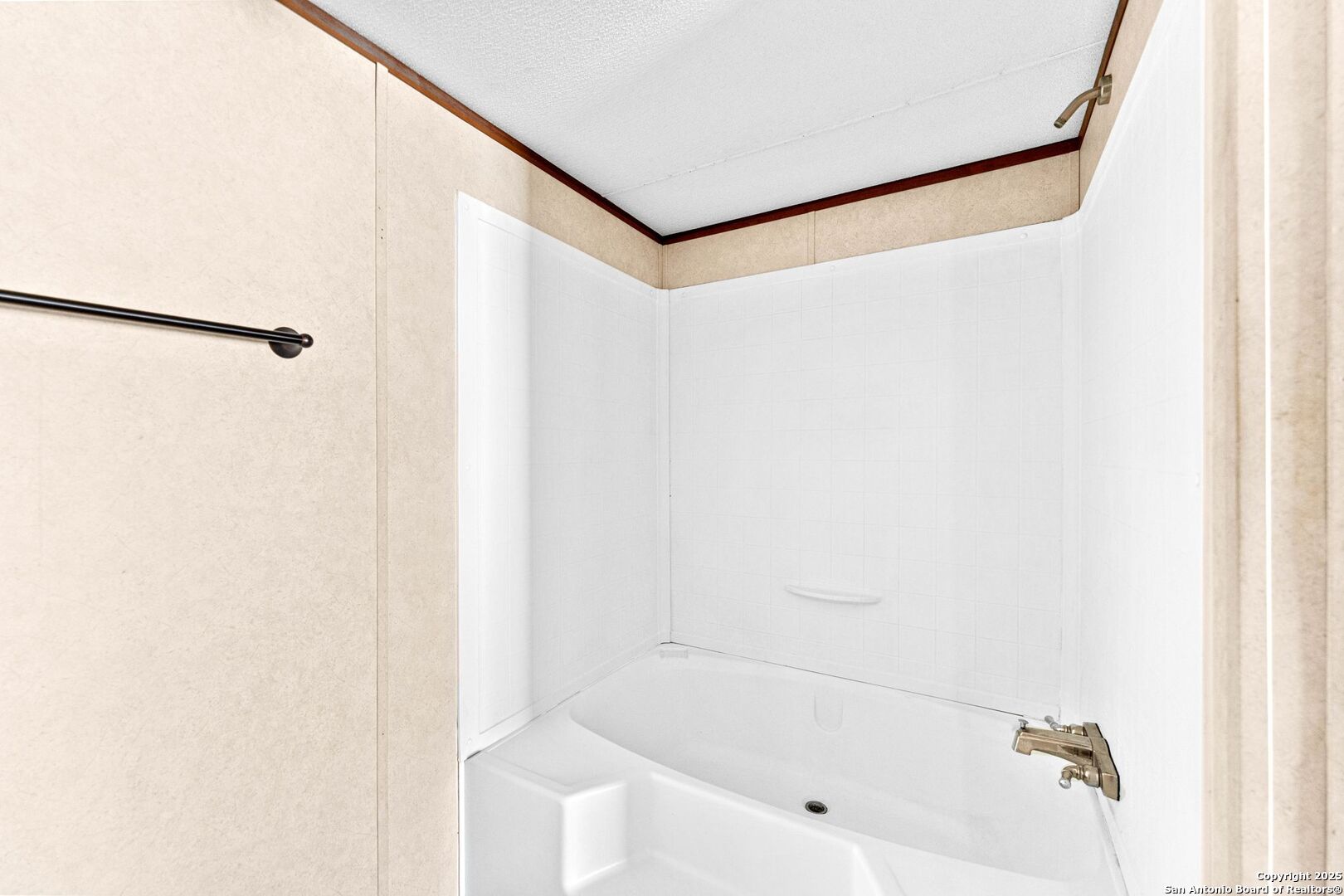 1320 Ruhmann Street Kenedy, TX 78119 - Photo 31 of 35