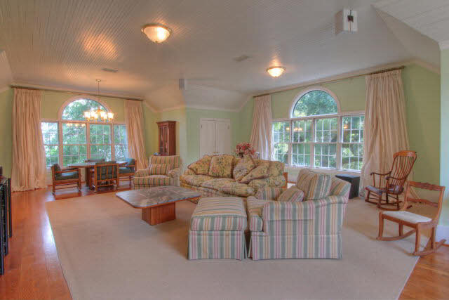 9075 Mosley Road Fairhope, AL 36532 - Photo 41 of 46 guest living room