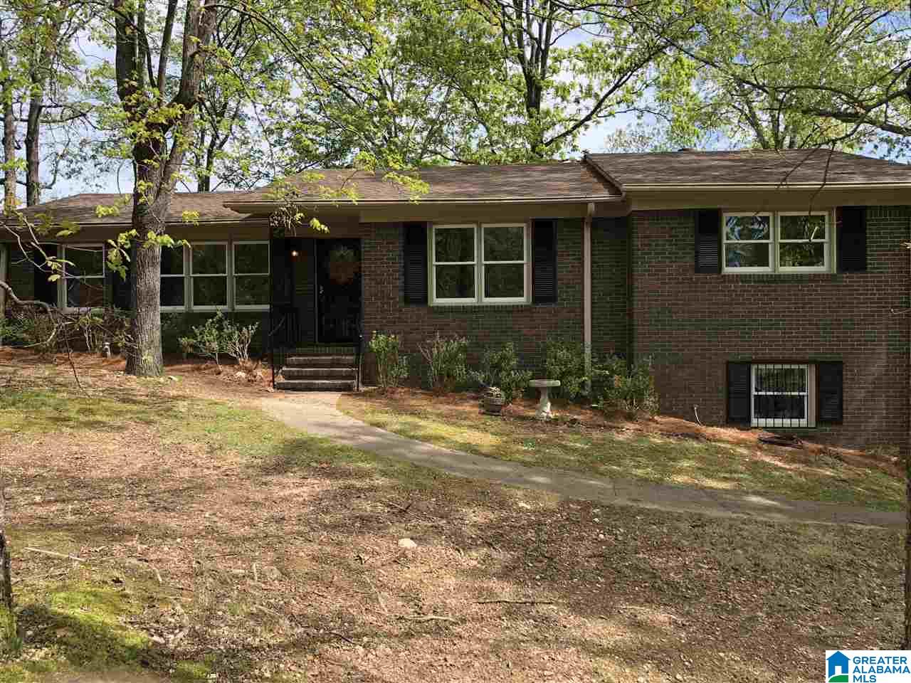 208 29th Avenue Northwest Center Point, AL 35215 - Photo 1 of 27