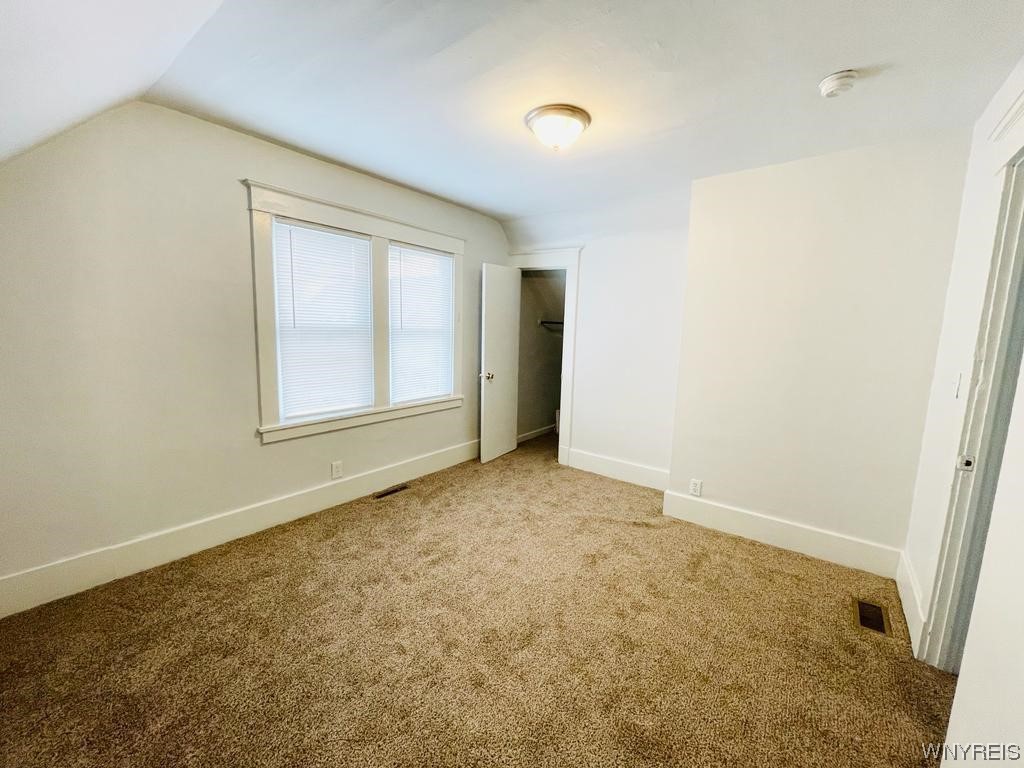 15 Shields Avenue Buffalo, NY 14213 - Photo 17 of 32