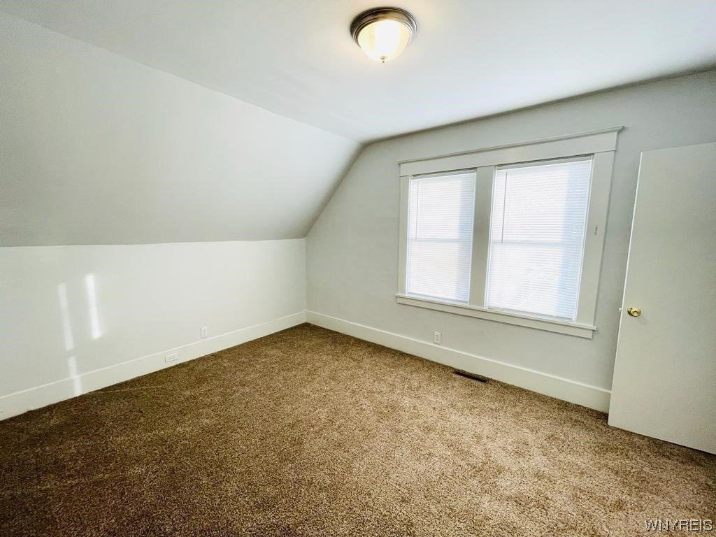 15 Shields Avenue Buffalo, NY 14213 - Photo 21 of 32