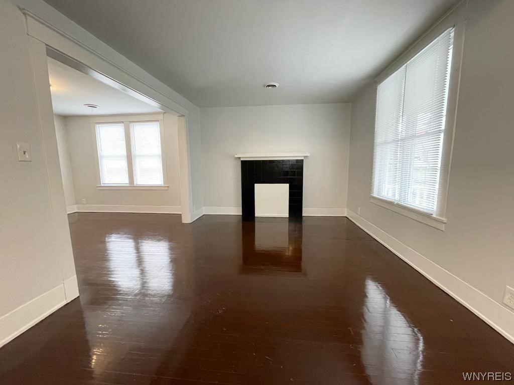 15 Shields Avenue Buffalo, NY 14213 - Photo 4 of 32