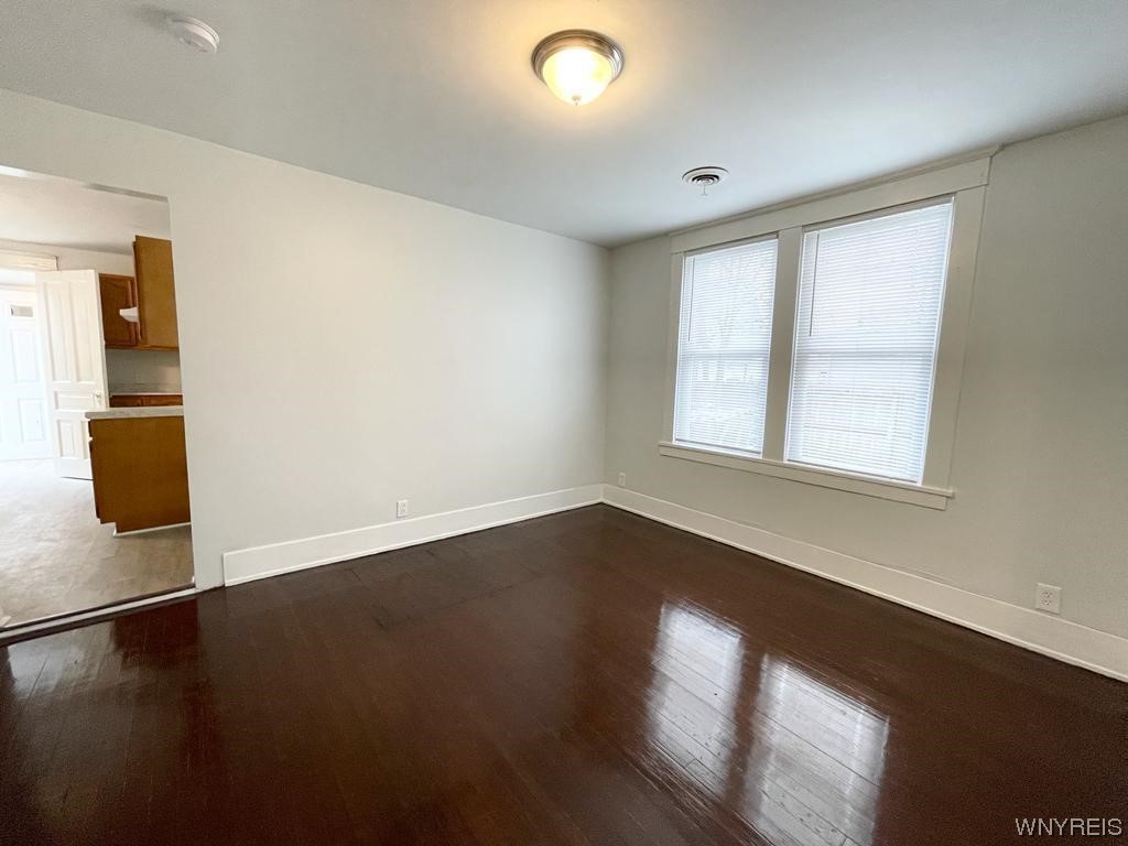 15 Shields Avenue Buffalo, NY 14213 - Photo 8 of 32