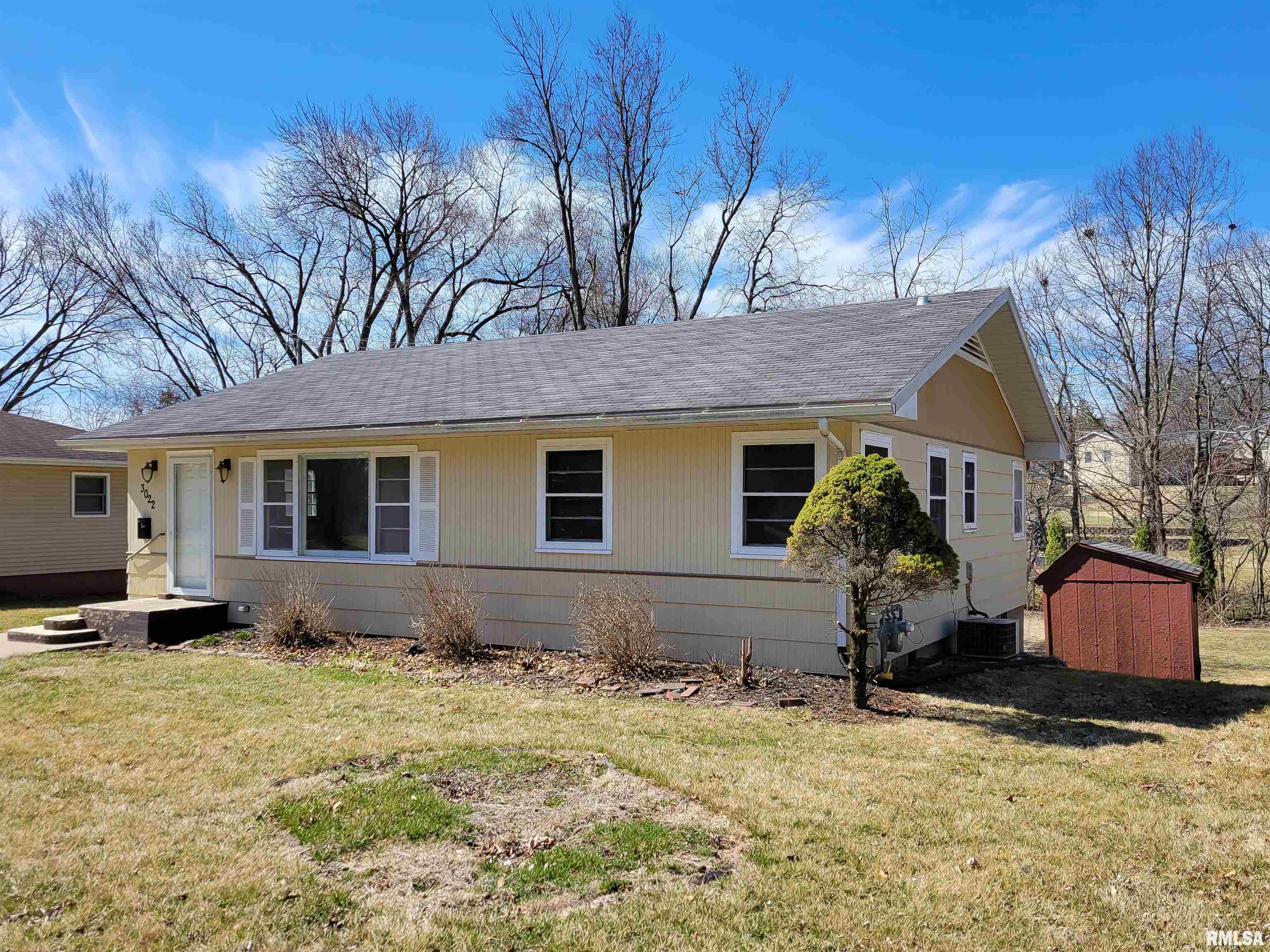 3022 Tower Road Clinton, IA 52732 - Photo 1 of 24 Gallery Image 1