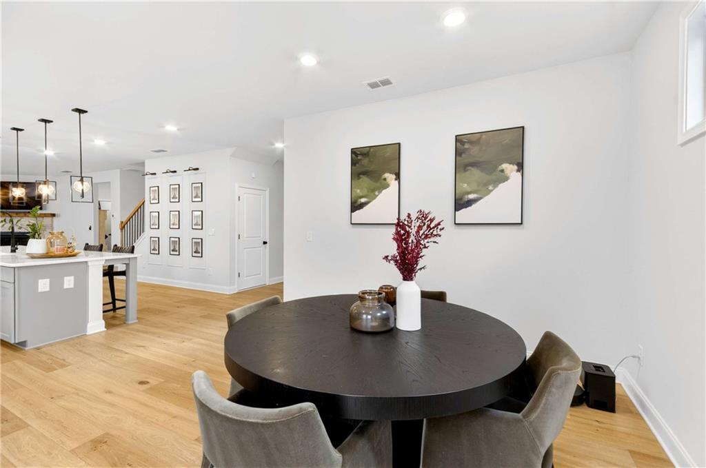 3481 Jasmine Way Atlanta, GA 30331 - Photo 11 of 41 a dining room with table and chairs