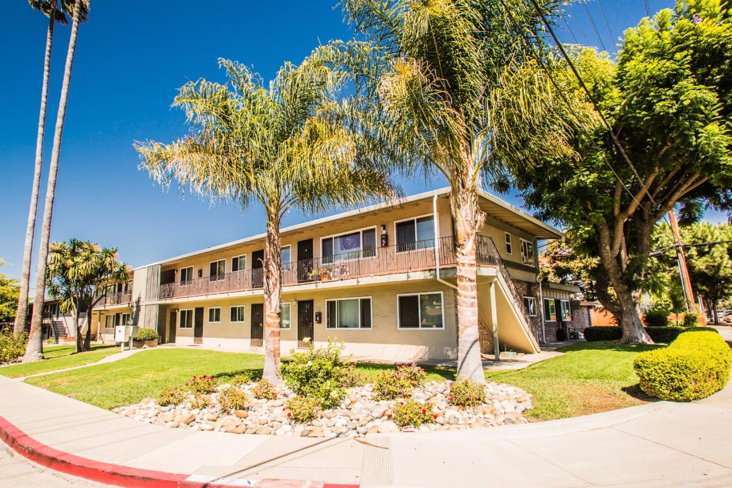 270 Dunster Drive Campbell, CA 95008 - Photo 2 of 19