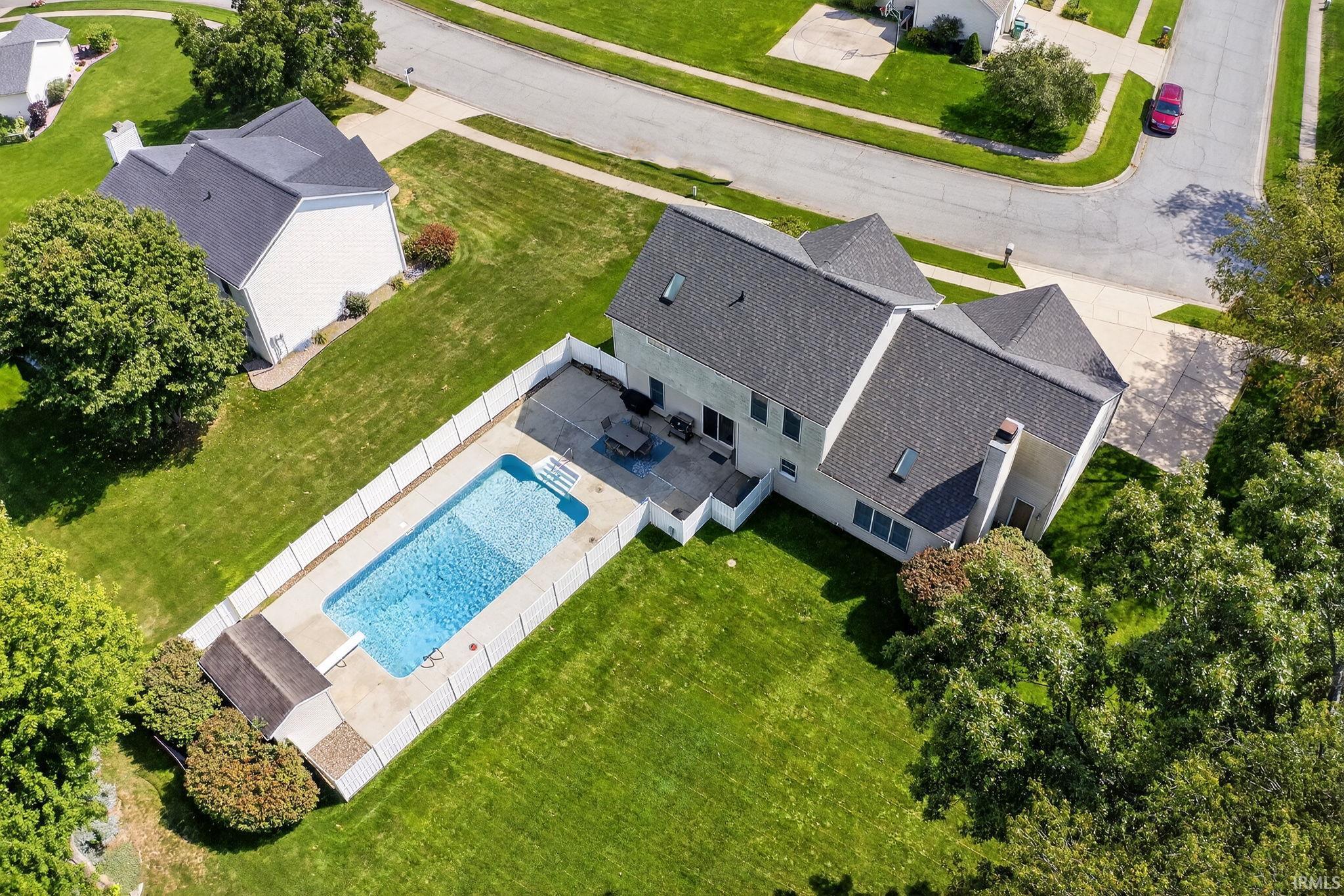 13891 Lexington Circle North Granger, IN 46530 - Photo 3 of 36