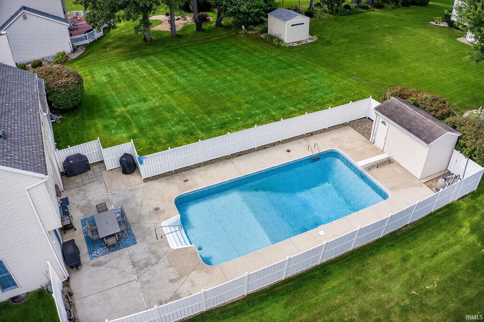 13891 Lexington Circle North Granger, IN 46530 - Photo 4 of 36