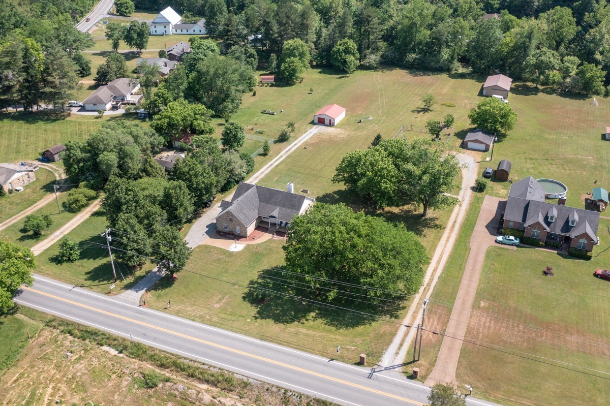 3011 Tyree Springs Road Hendersonville, TN 37075 - Photo 39 of 43 a view of a yard with plants