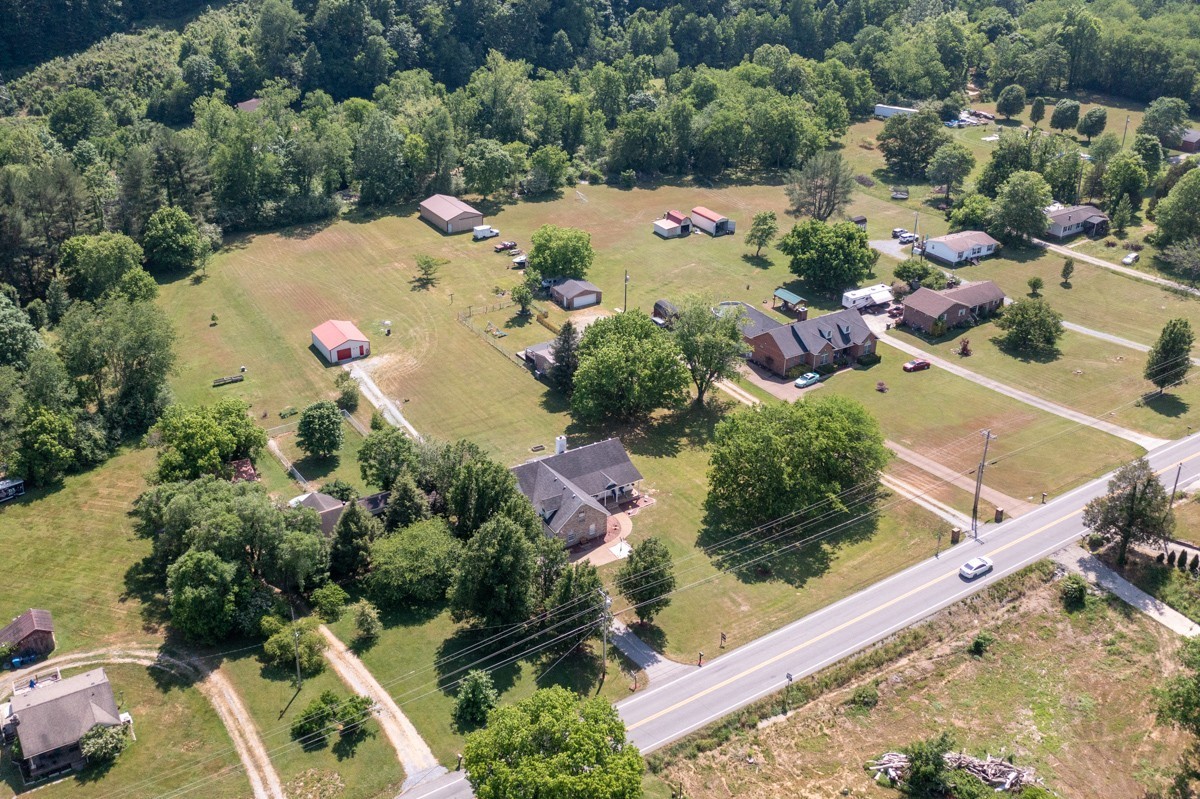 3011 Tyree Springs Road Hendersonville, TN 37075 - Photo 40 of 43 an aerial view of a house with a yard