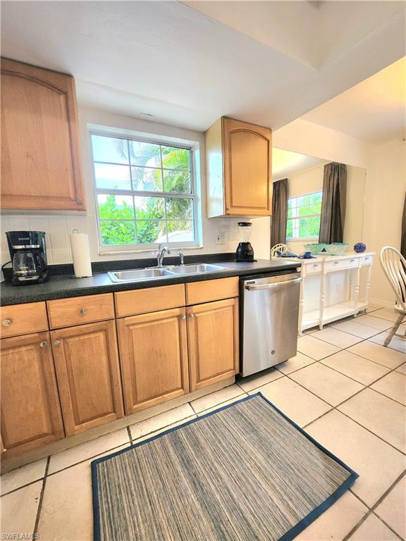 273 Porter Street Naples, FL 34113 - Photo 9 of 18 Gallery Image 9