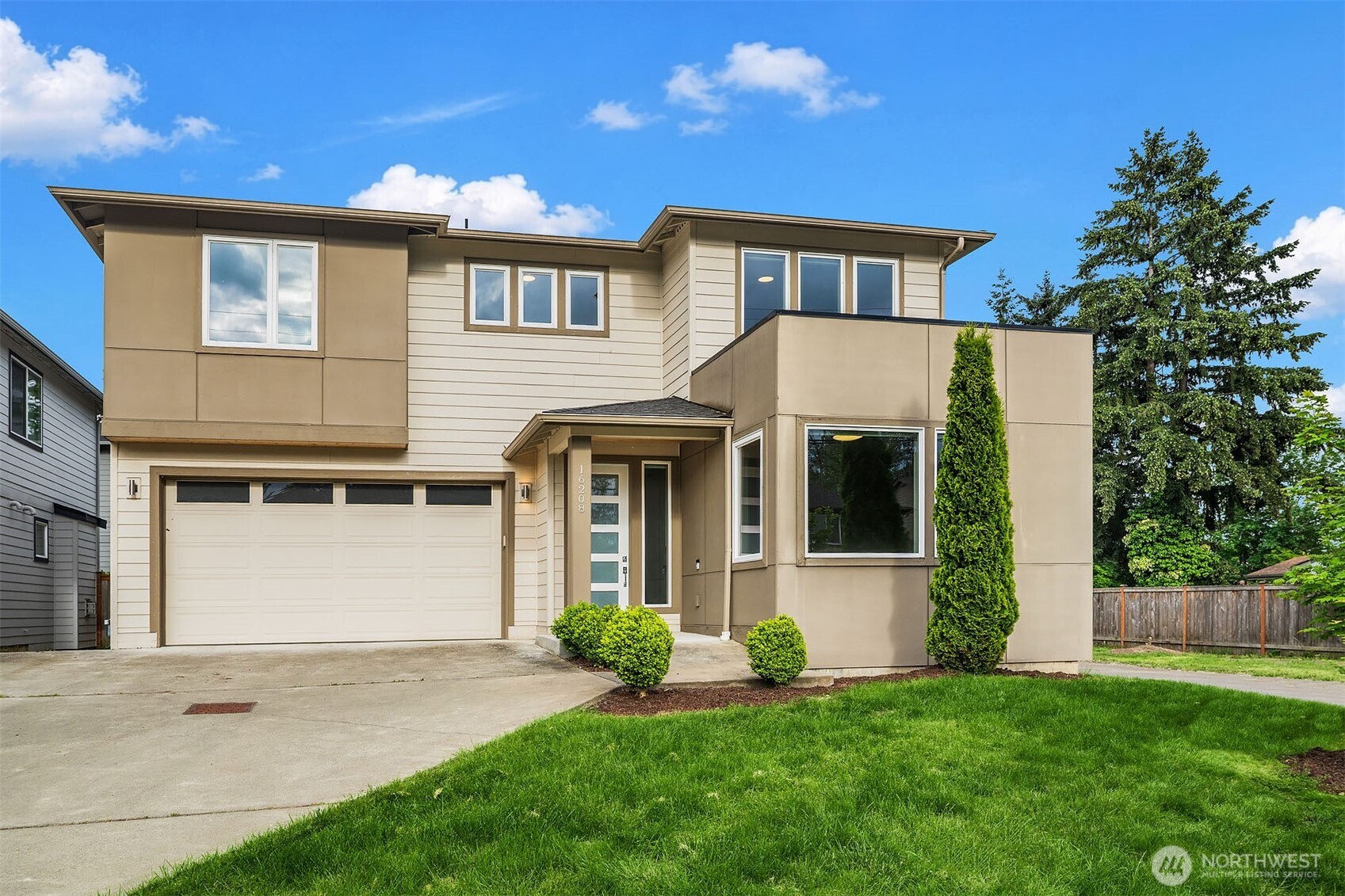 16208 Southeast 114th Street Renton, WA 98055 - Photo 2 of 38