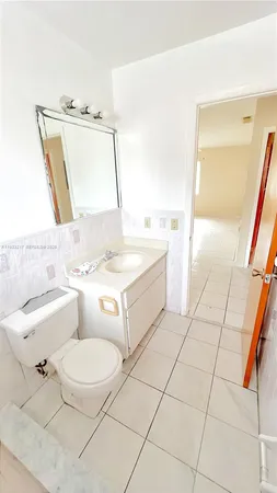 $2,300 | 2220 West 74th Street, Unit 20116, Hialeah, FL 33016