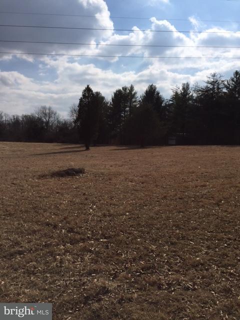 175 Lisburn Road Wellsville, PA 17365 - Photo 2 of 13