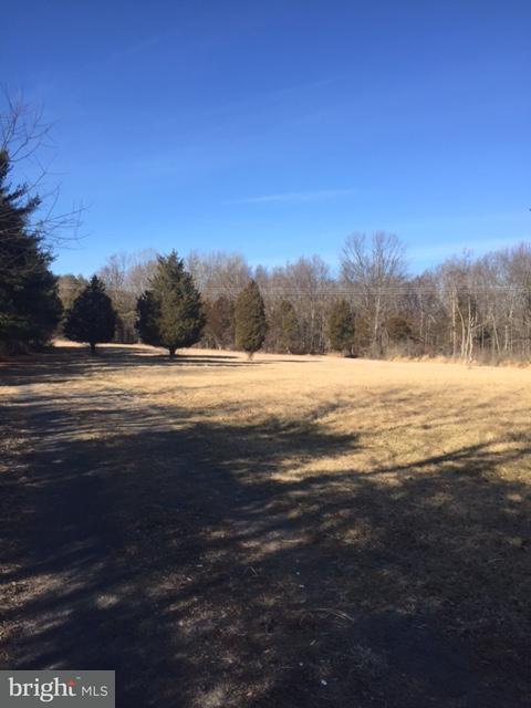 175 Lisburn Road Wellsville, PA 17365 - Photo 4 of 13