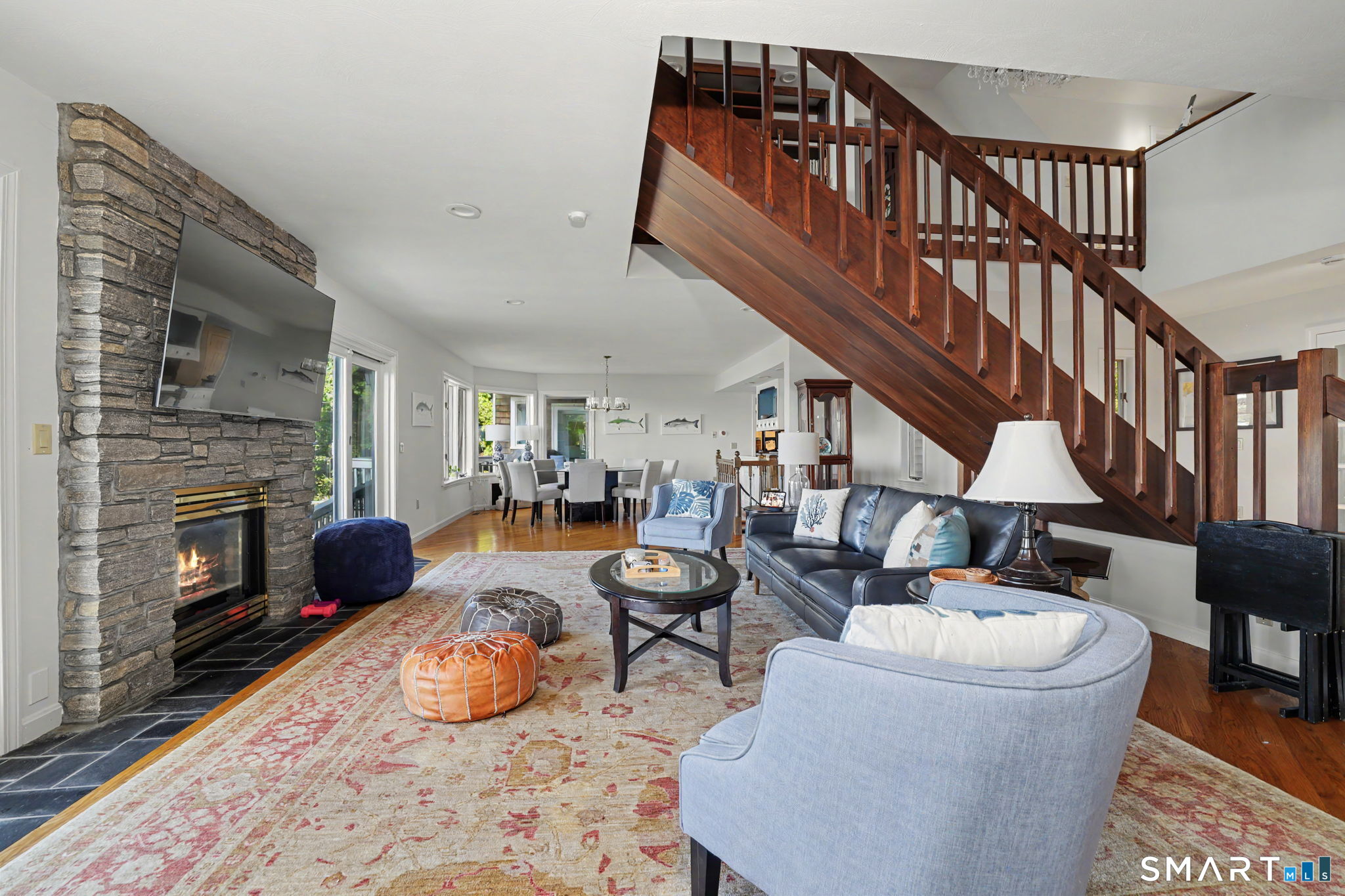 54 Shore Road Waterford, CT 06385 - Photo 4 of 39 Gallery Image 4