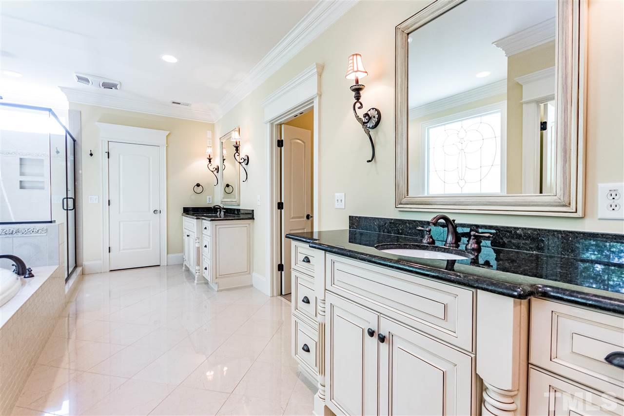 7826 Monument Lane Raleigh, NC 27615 - Photo 20 of 30 Gallery Image 20