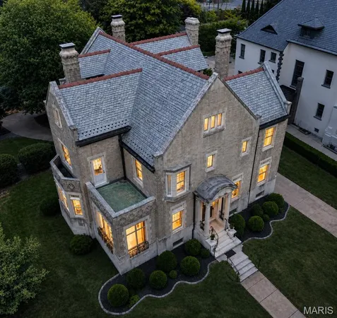 $1,225,000 | 3523 Longfellow Boulevard, St. Louis, MO 63104